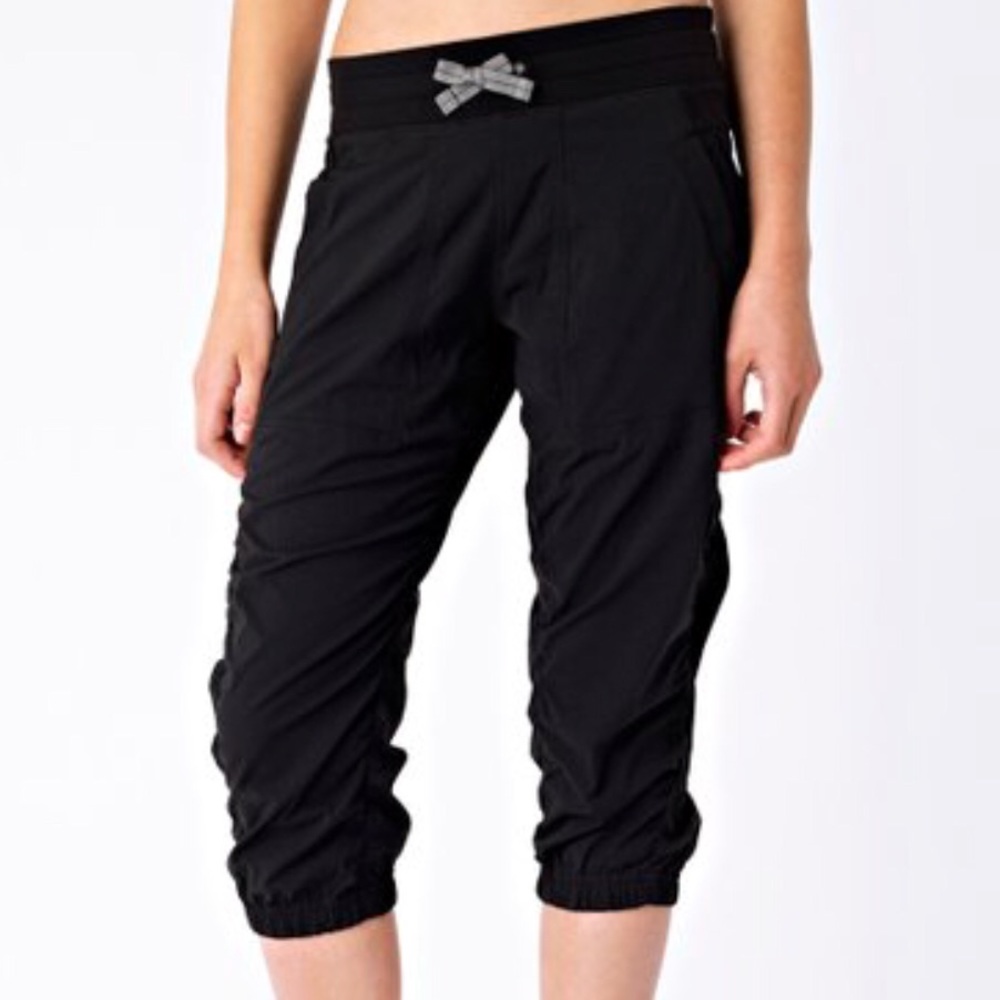 Ivivva Love to Move Crop